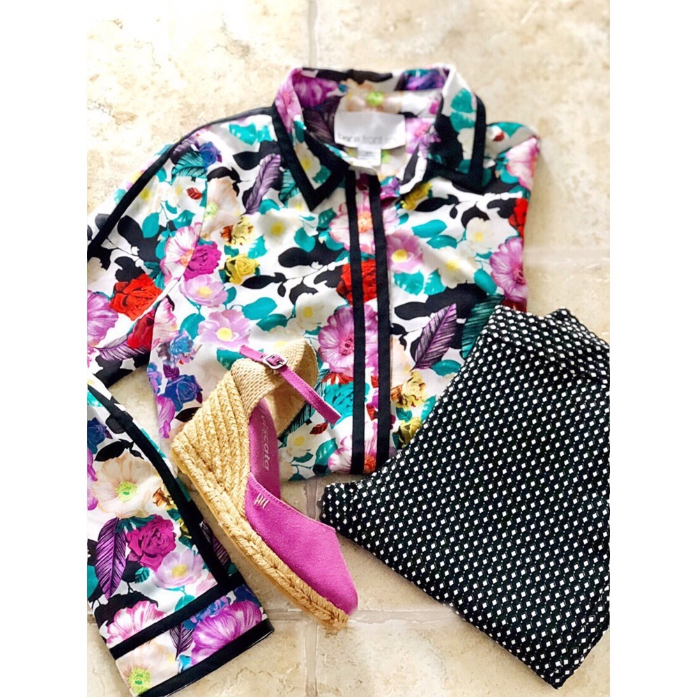 Bar ||| Floral Button Up